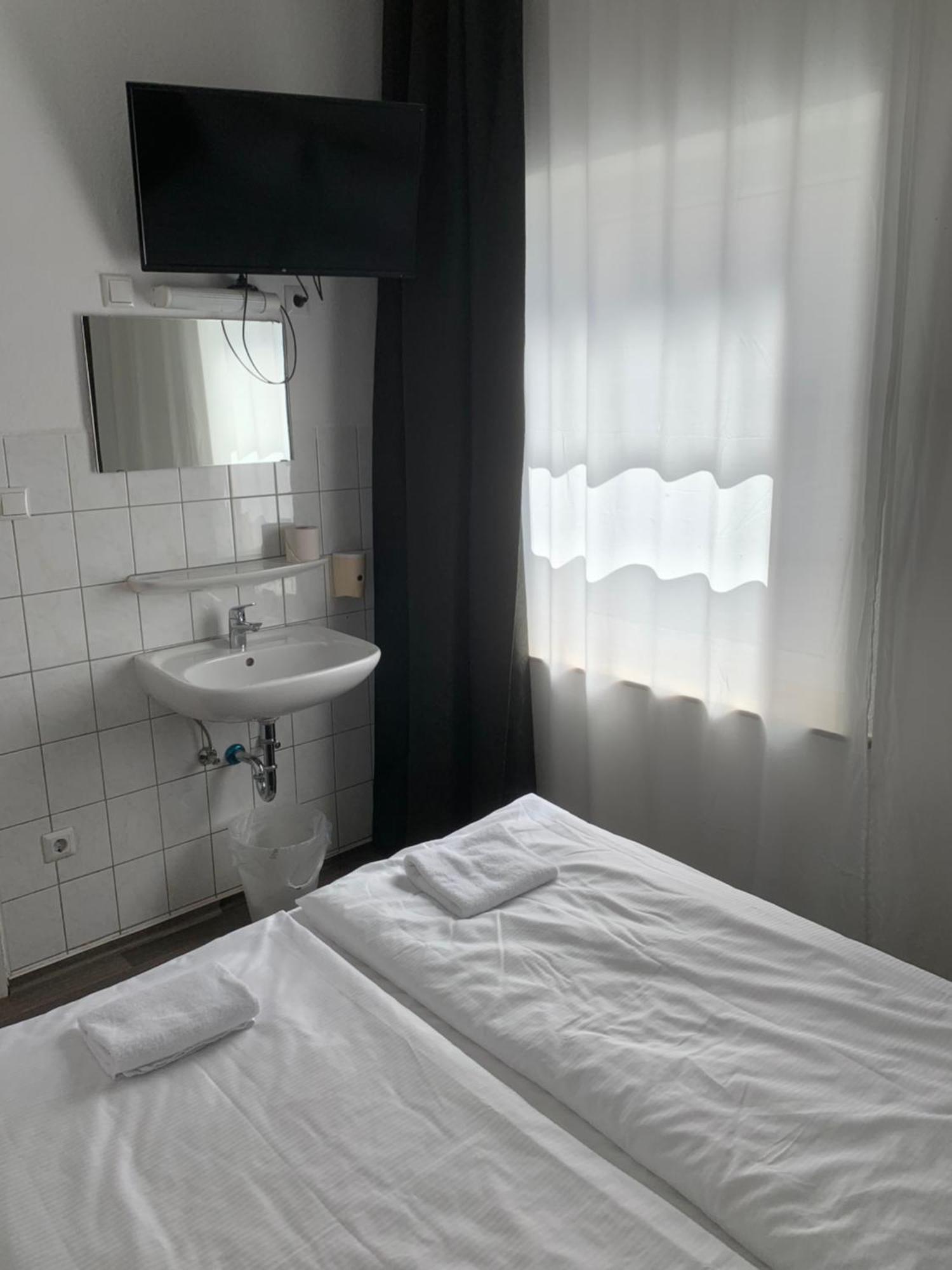 Double Room with Shared Shower and Toilet